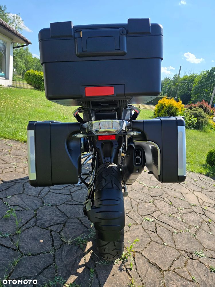 BMW R - 9