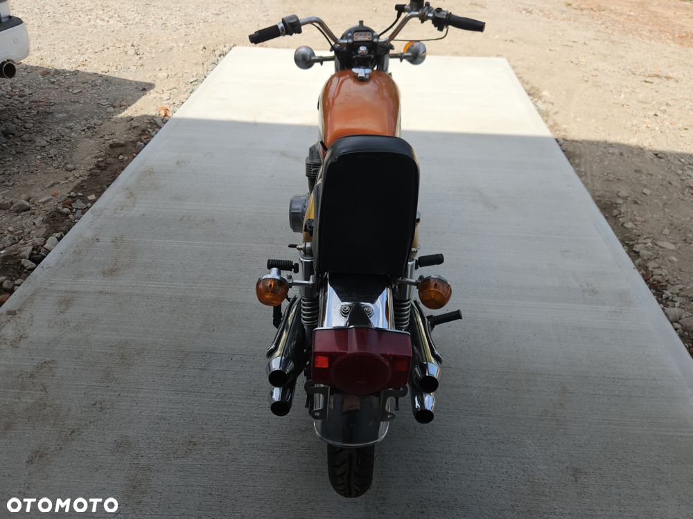 Honda CB - 8
