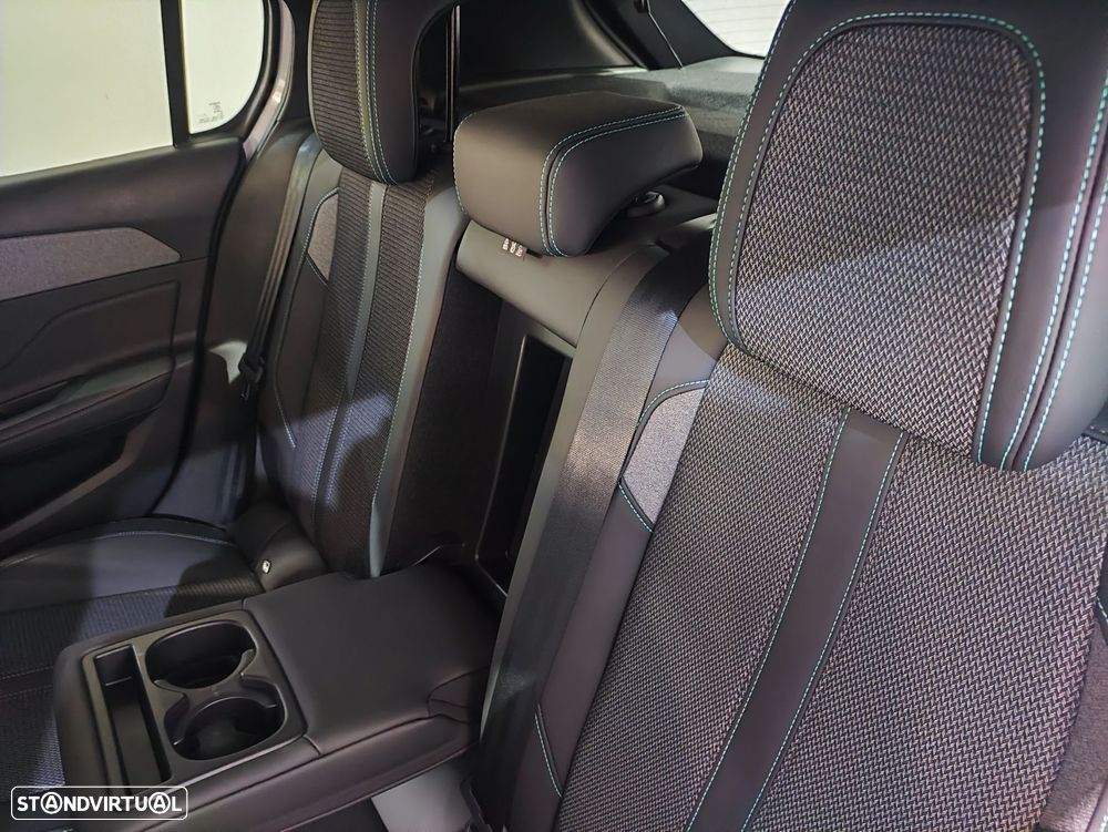 Peugeot 308 1.5 BlueHDi Allure EAT8 - 29