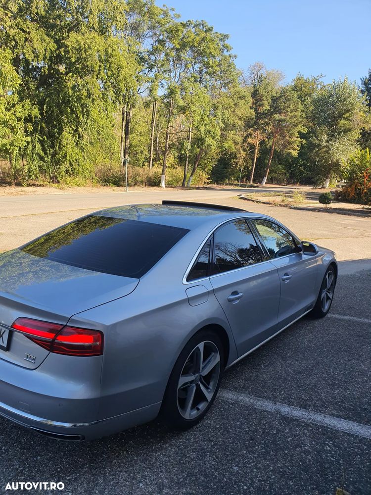 Audi A8 - 24