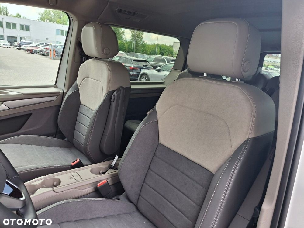 Volkswagen Multivan 2.0 TDI L2 Edition DSG - 16