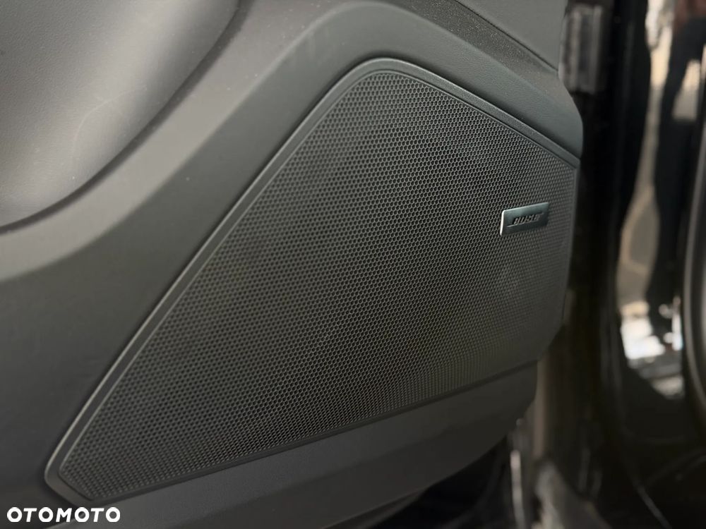 Porsche Cayenne - 12