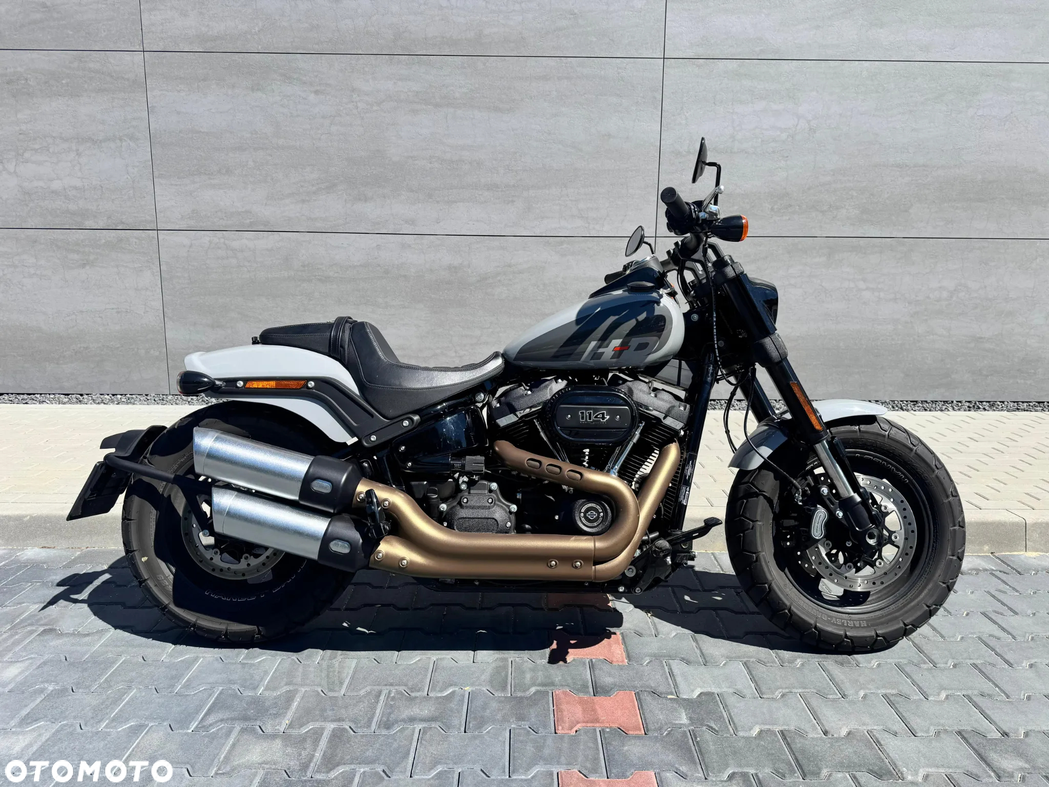 Harley-Davidson Softail Fat Bob - 2