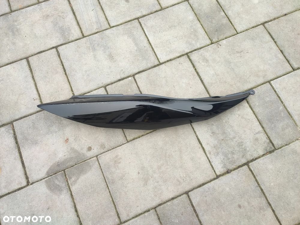 Zadupek, ogon prawy, owiewka tył prawa Suzuki SV650 16- - 1