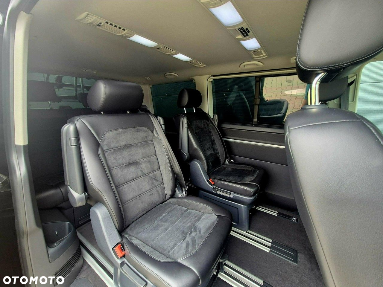 Volkswagen Multivan 2.0 BiTDI L1 Highline DSG - 17