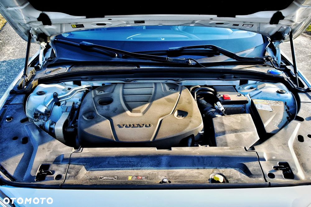 Volvo V90 D4 Geartronic R Design - 3