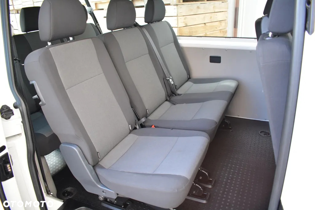 Volkswagen Transporter T6 TDI L1H1 DSG - 32
