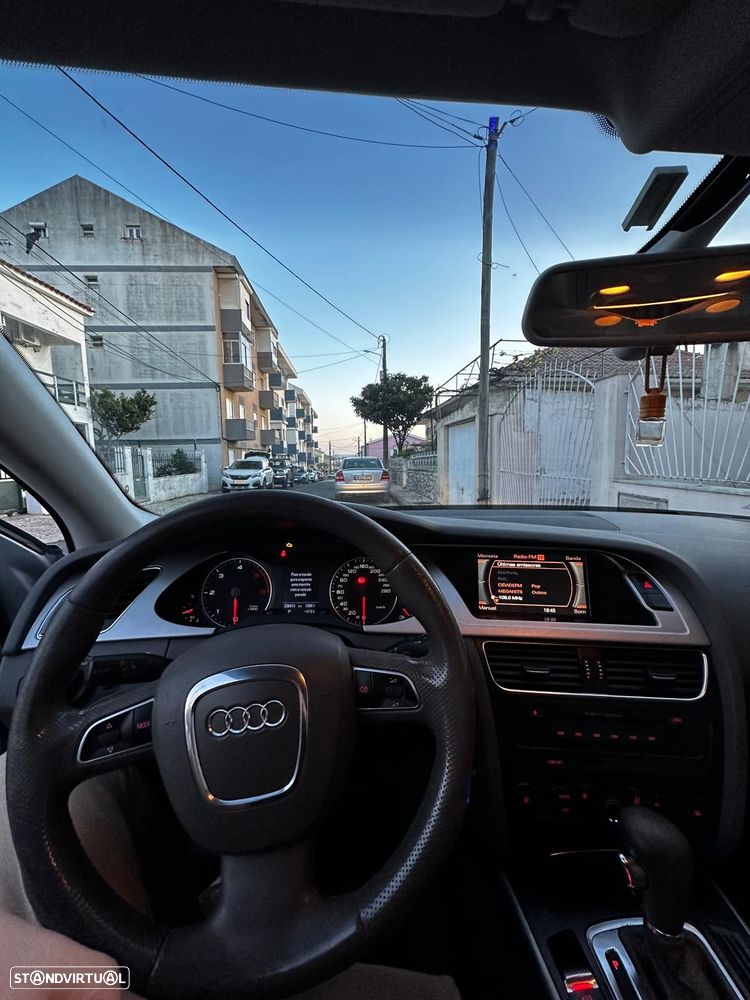 Audi A4 2.0 TDI Advance Multitronic - 12