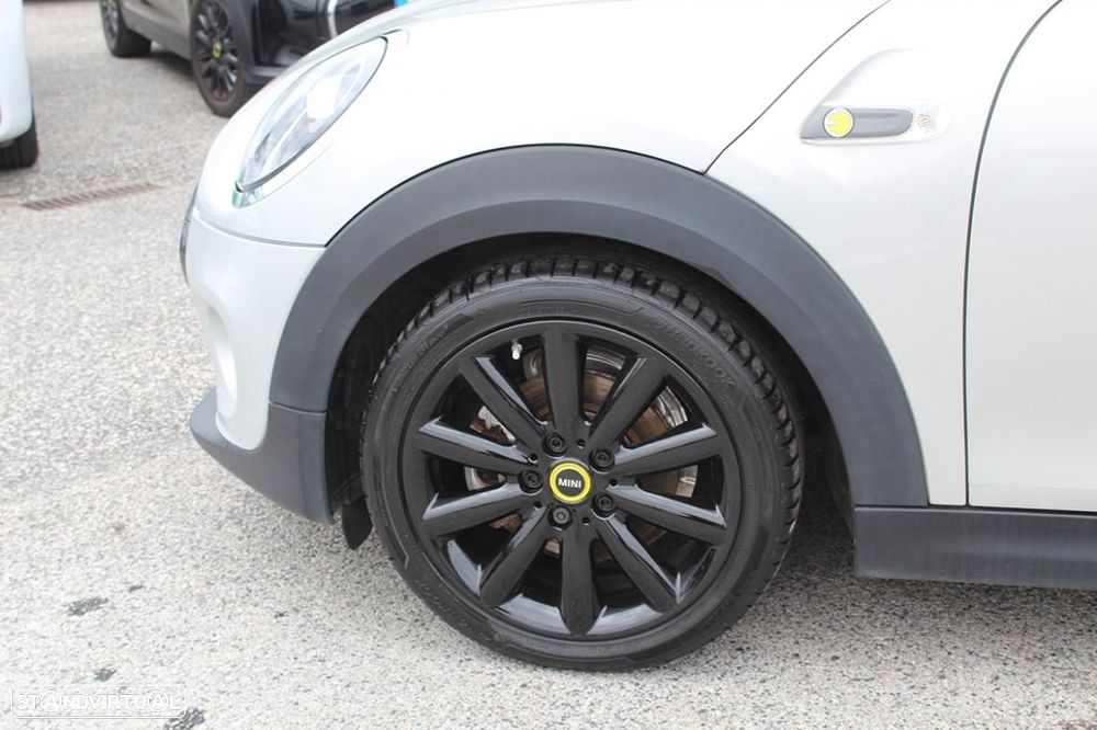 MINI 3 Portas Cooper SE Essential - 7
