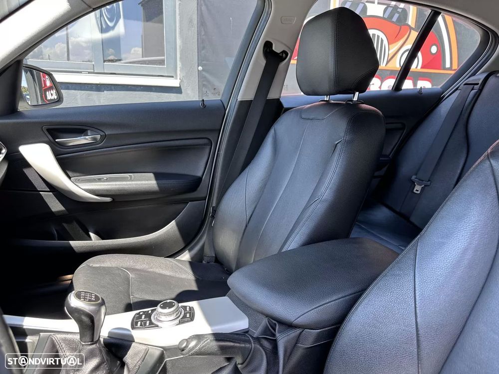 BMW 116 d Sport Line - 36