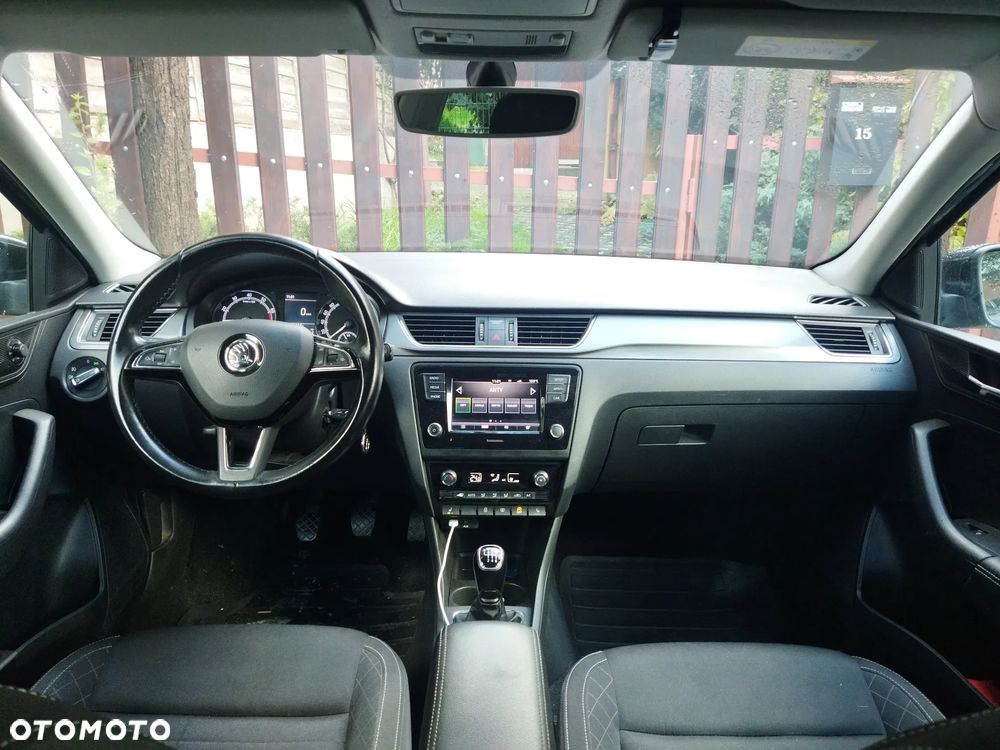 Skoda RAPID Spb 1.0 TSI Style - 7