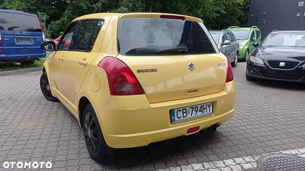 Suzuki Swift 1.3 GLX / Comfort - 17