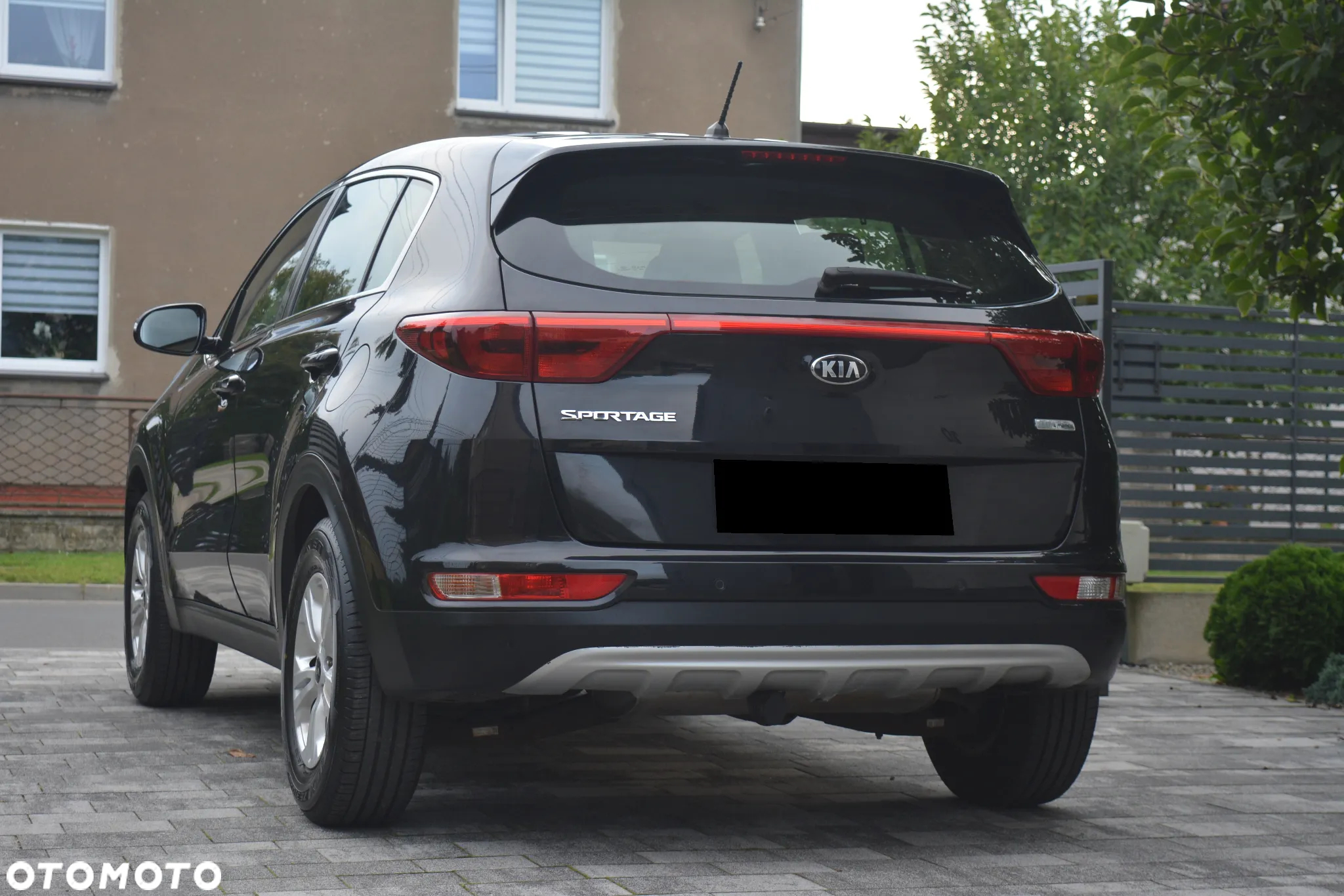Kia Sportage 1.6 GDI Black Edition 2WD - 4
