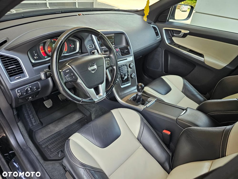 Volvo XC 60 D4 Momentum - 20