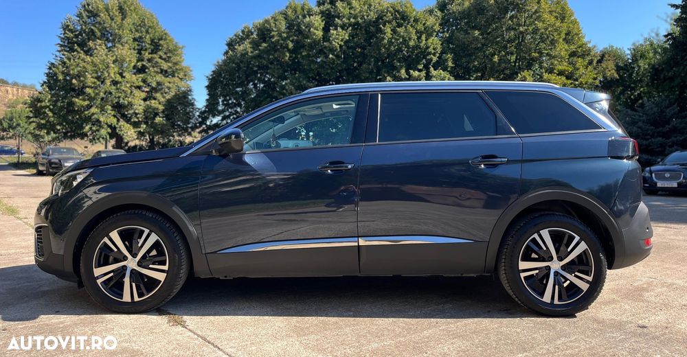 Peugeot 5008 1.2 Puretech Turbo s&s EAT8 Allure - 4
