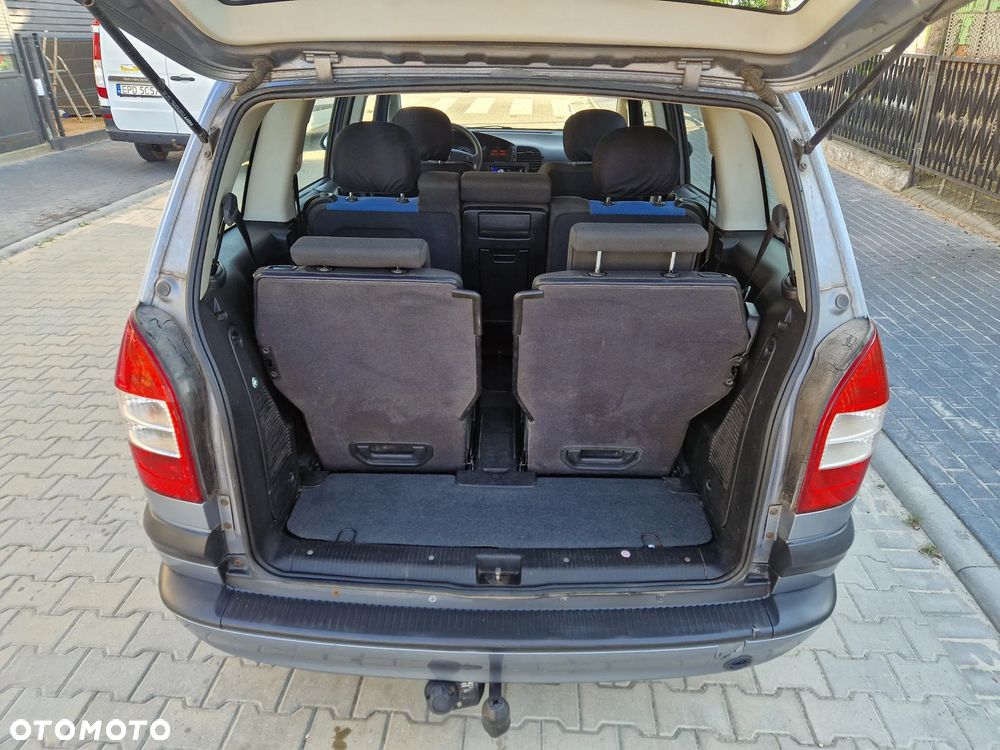 Opel Zafira 1.8 16V Comfort - 6