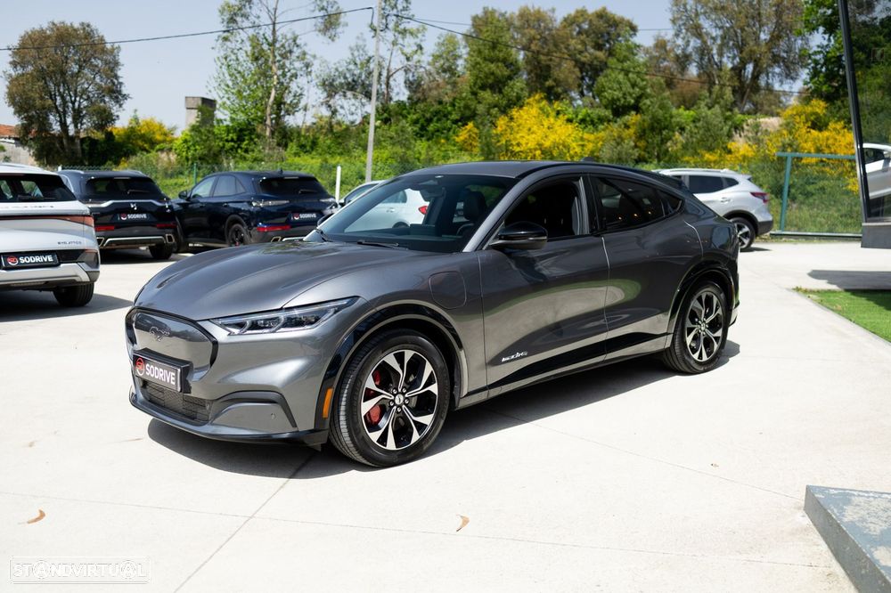 Ford Mustang Mach-E 75.7 kWh Premium AWD - 18