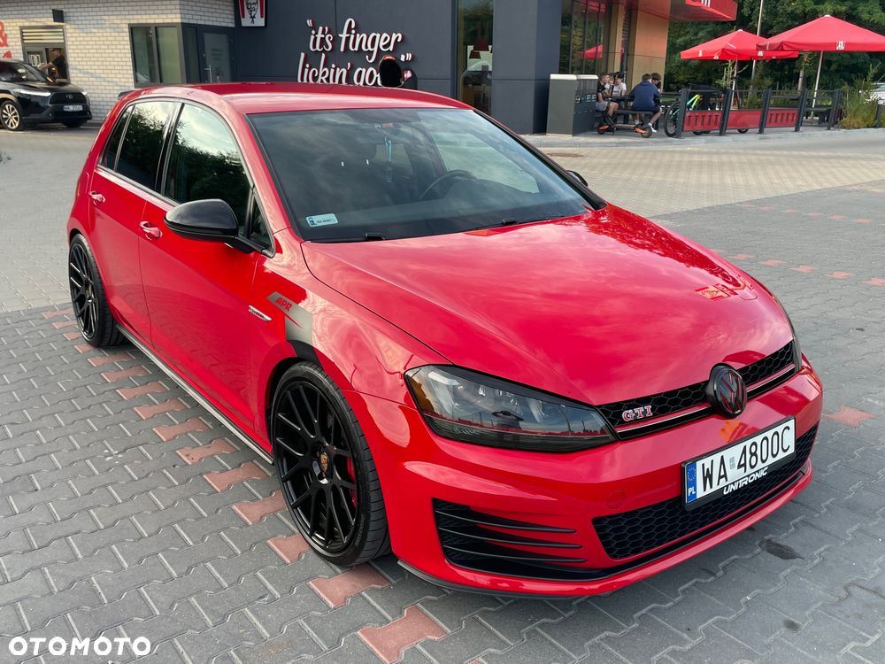 Volkswagen Golf GTI Performance BlueMotion Technology DSG - 25