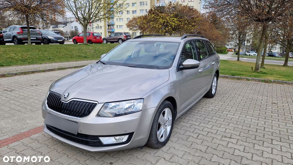 Skoda Octavia 1.6 TDI Ambition - 2