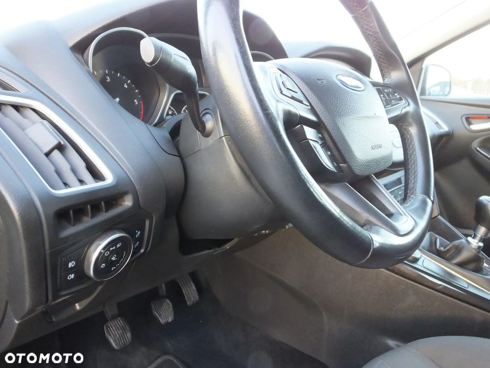 Ford Focus 1.5 TDCi DPF Start-Stopp-System Titanium - 23