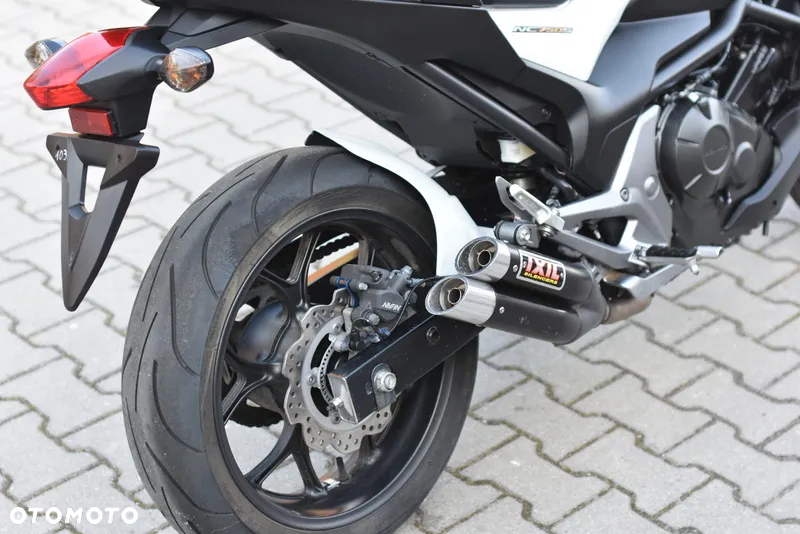 Honda NC - 15