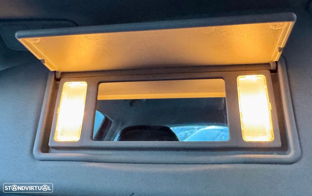 Volvo V40 1.6 D2 R-Design Momentum - 21