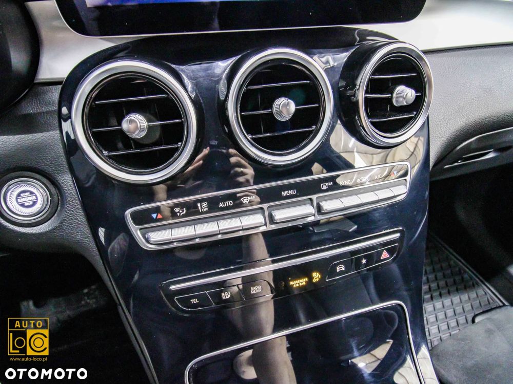 Mercedes-Benz GLC 200 d 4Matic 9G-TRONIC Exclusive - 26