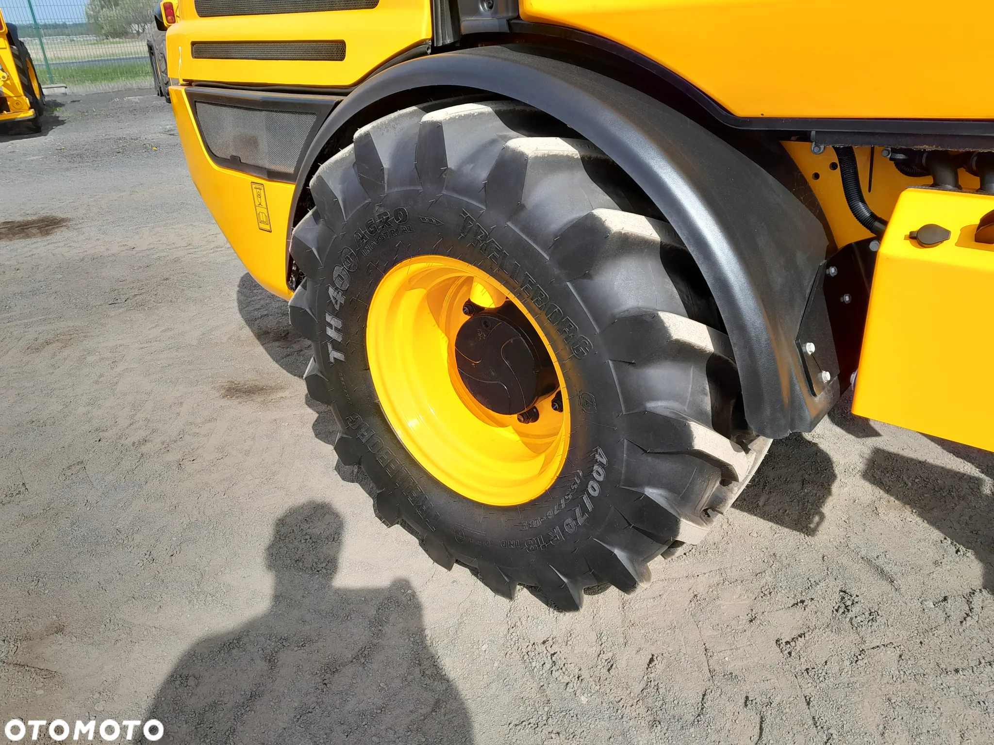 JCB 407 SV AG - 15