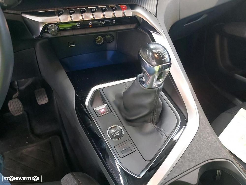 Peugeot 3008 1.5 BlueHDi Active Pack - 4