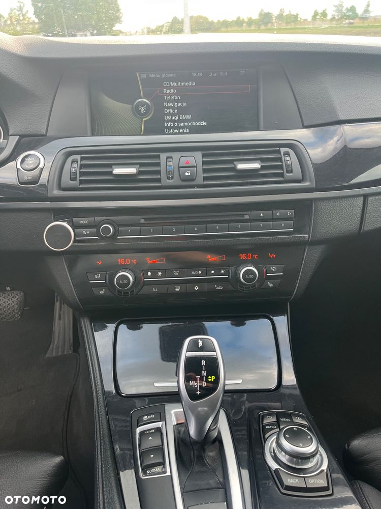 BMW Seria 5 520d - 7
