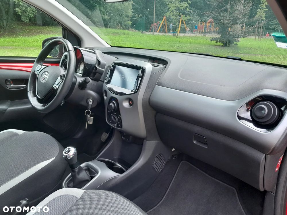 Toyota Aygo 1.0 VVT-i Color Edition - 4