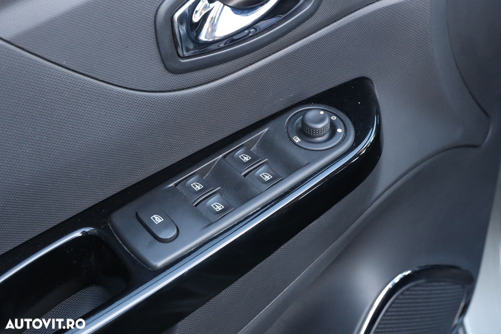 Renault Captur (ENERGY) dCi 90 EDC LIMITED - 21