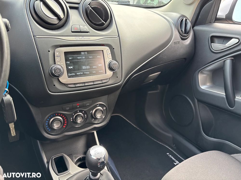 Alfa Romeo Mito 1.4 8V Junior - 8