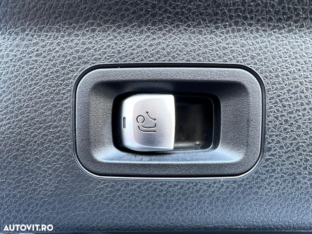 Mercedes-Benz GLC 220 d 4MATIC 9G-TRONIC AMG Line - 12