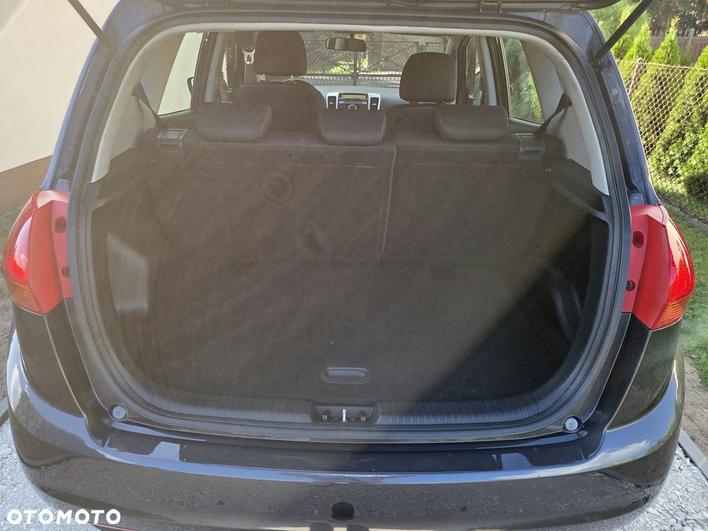 Kia Venga 1.6 L - 22