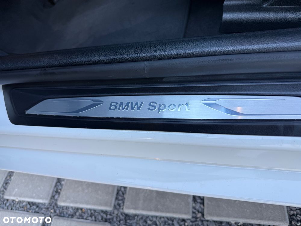 BMW Seria 1 - 17