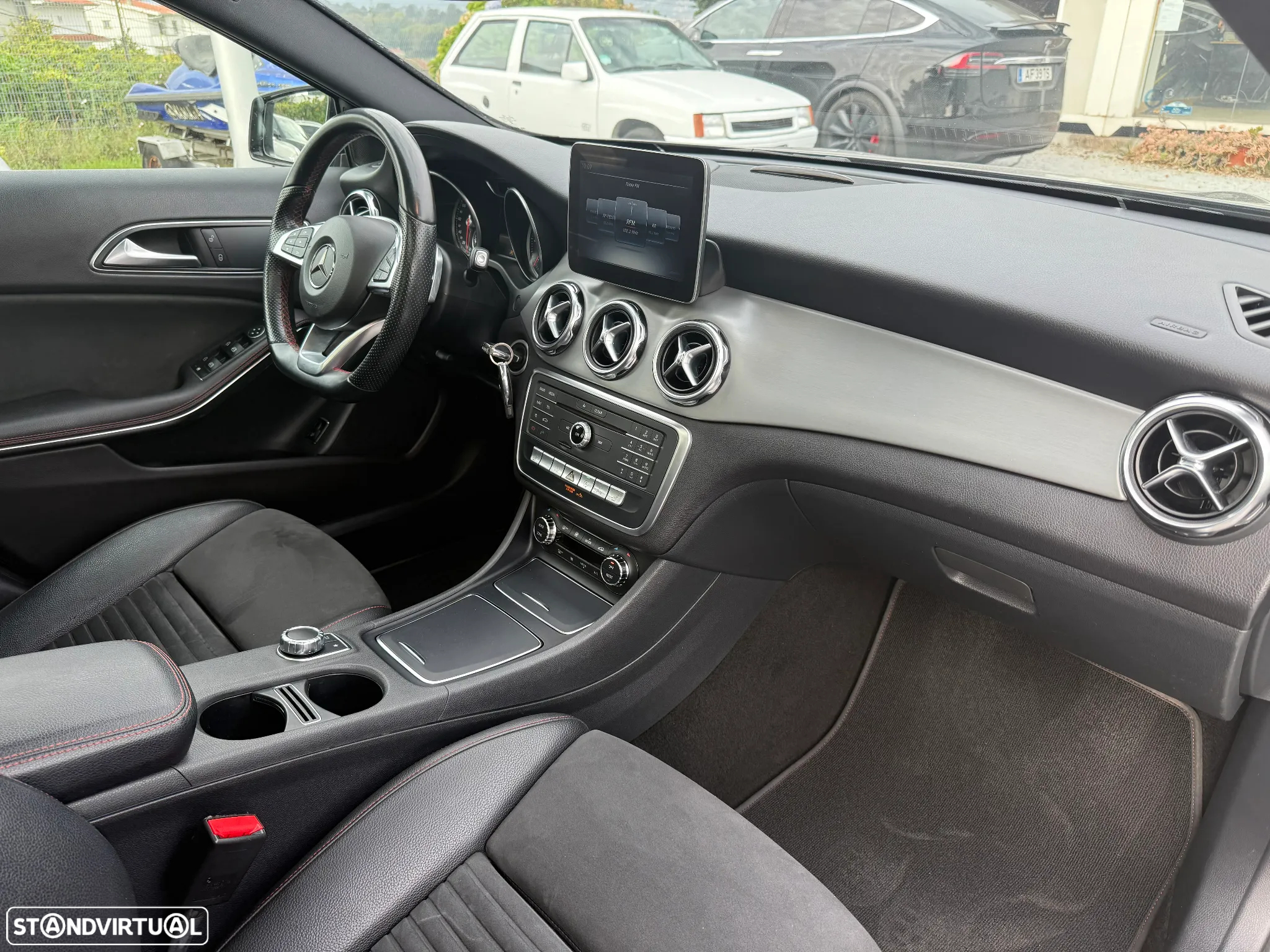 Mercedes-Benz GLA 180 (CDI) d 7G-DCT AMG Line - 6