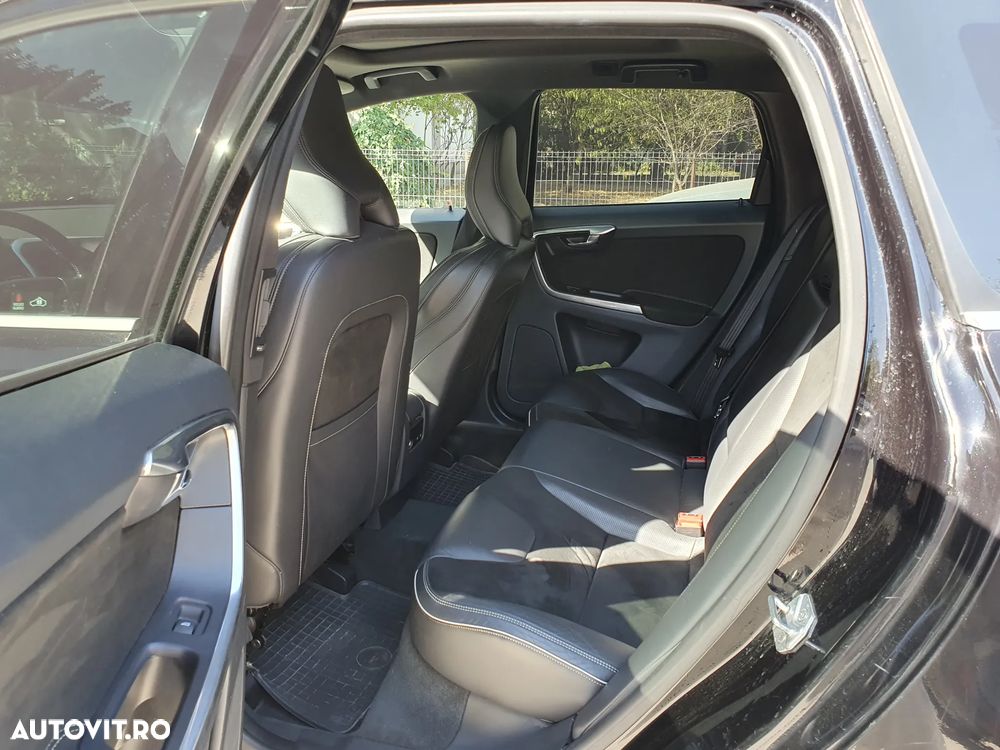 Volvo XC 60 - 6