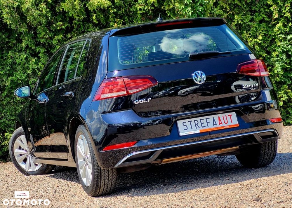 Volkswagen Golf - 20