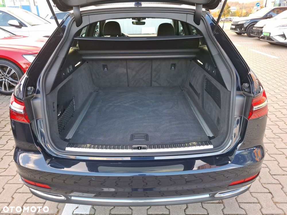 Audi A6 Avant - 16