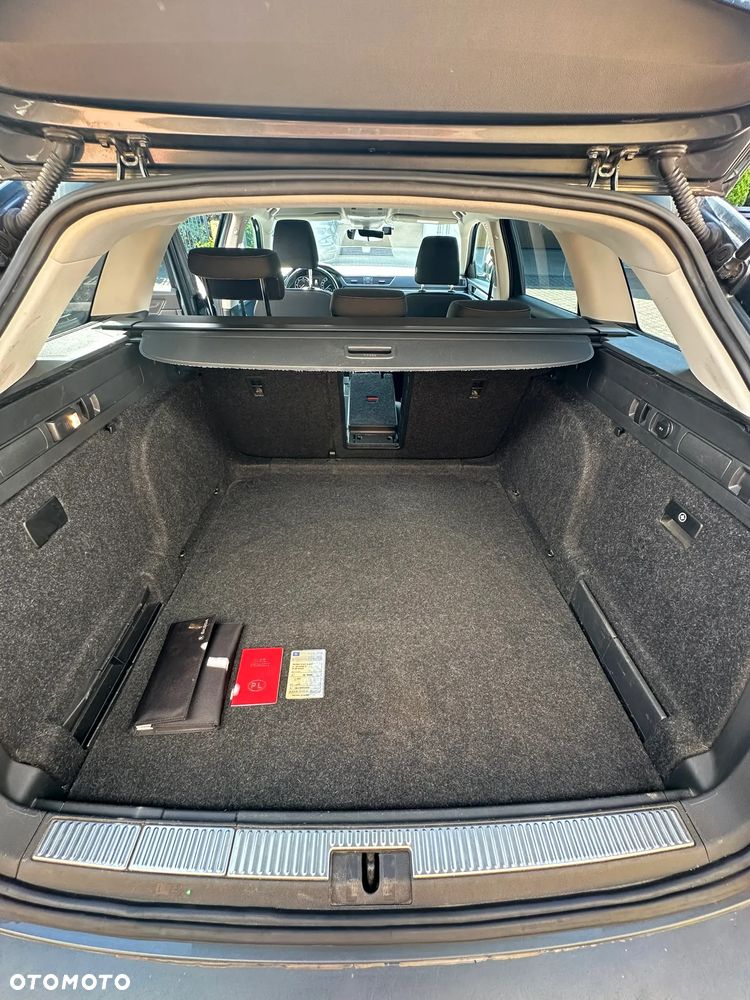 Skoda Superb 2.0 TDI Style DSG - 20