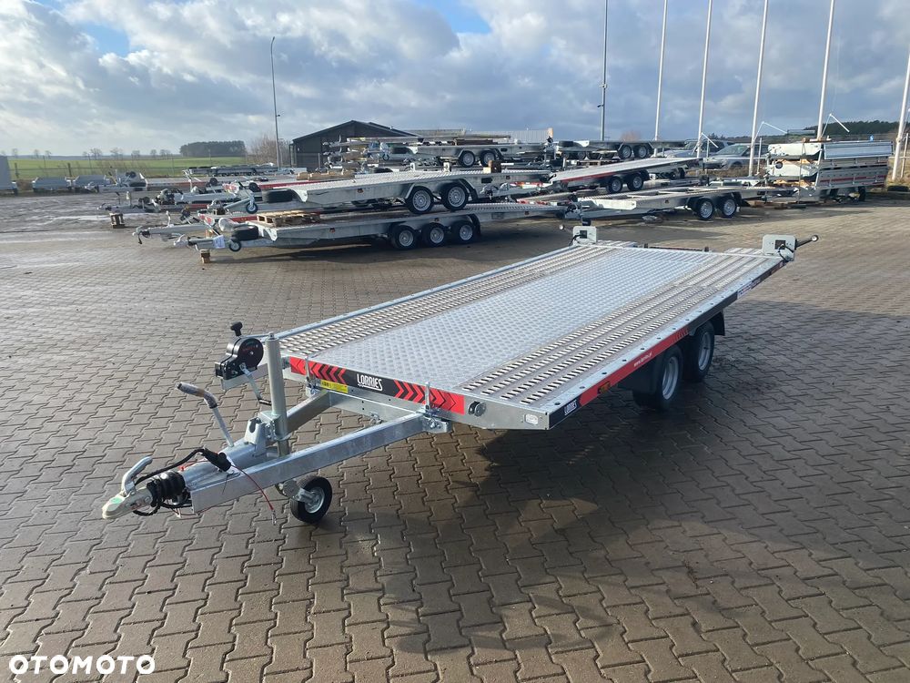 Lorries DOSTAWA! Przyczepa Laweta PLI27-4521 wym. 450x201cm Przyczepa do przewozu aut, UCHYLNA! Zintegrowane najazdy, FULL LED, 2 osie, podłoga aluminiowa DMC 2700kg - 4