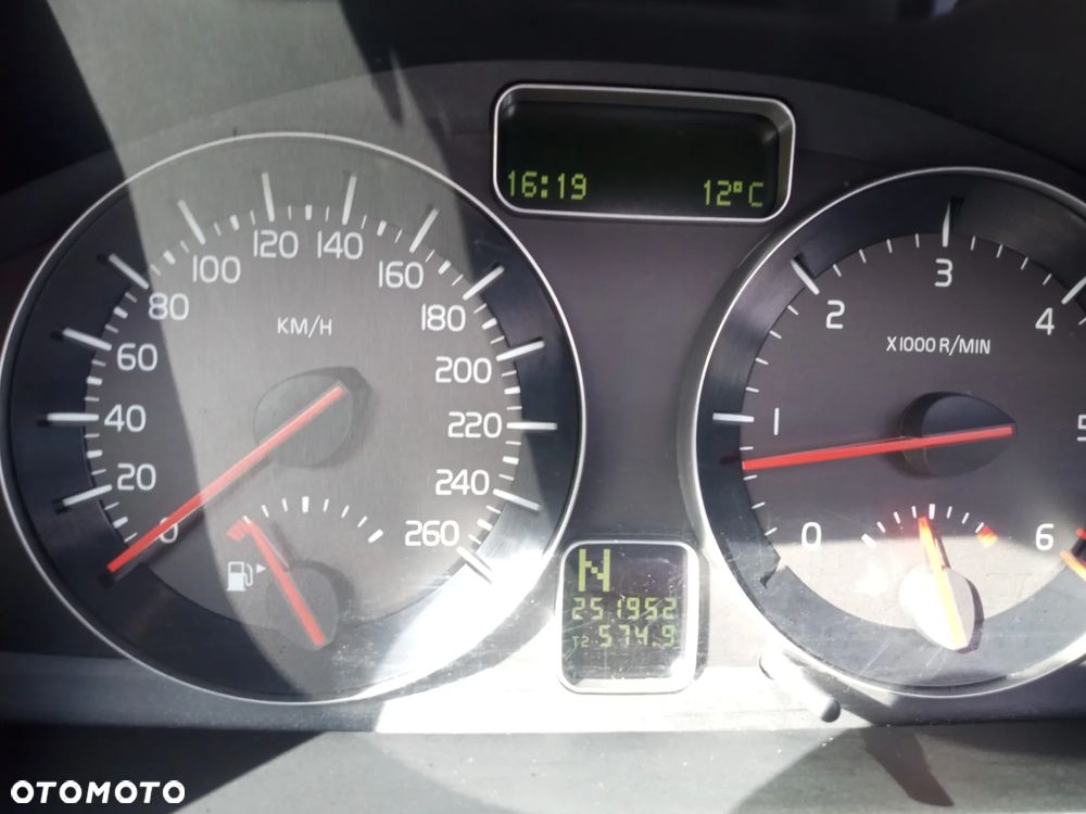 Volvo C70 D5 Summum - 17