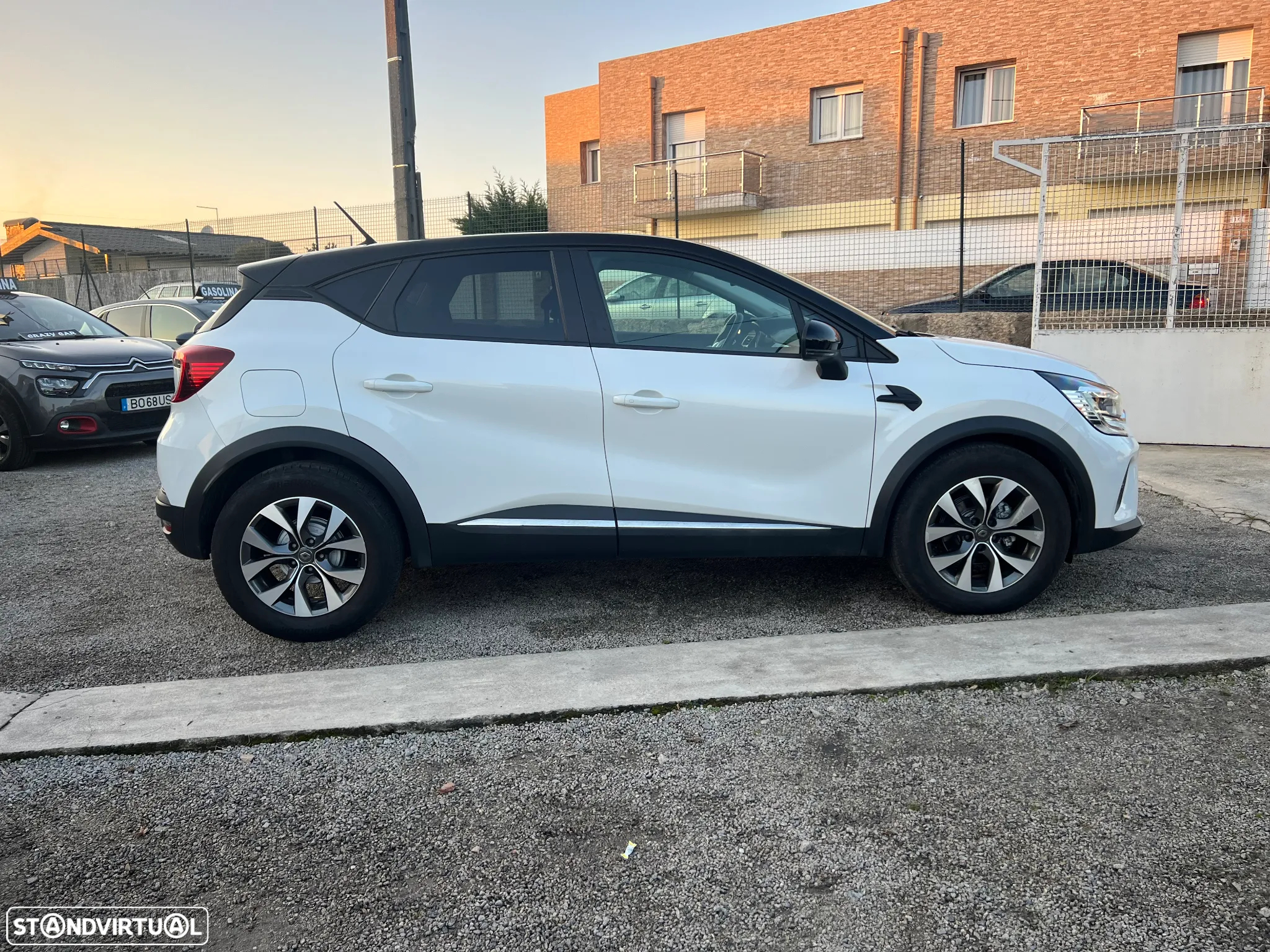 Renault Captur TCe 100 EXPERIENCE - 5
