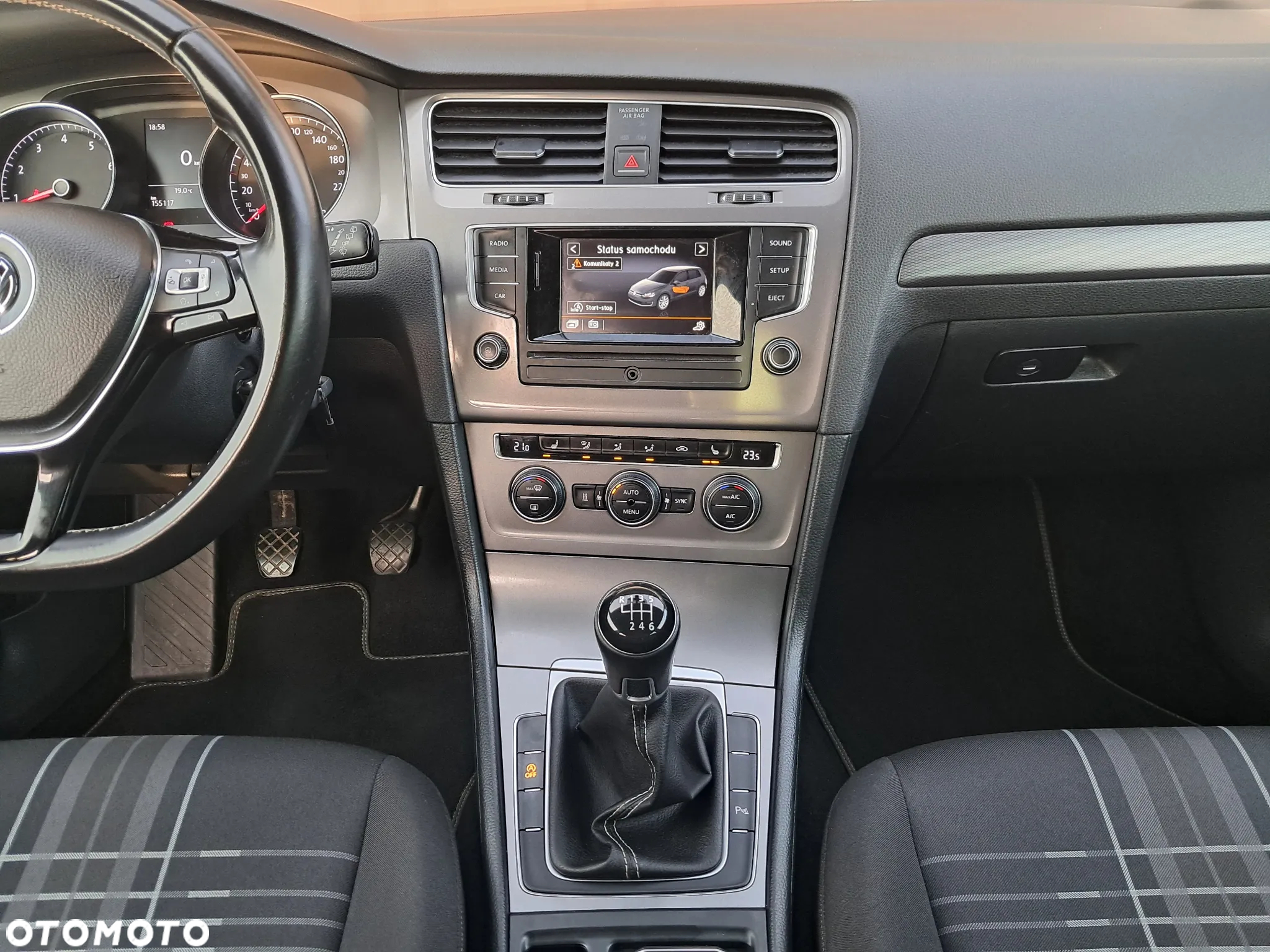 Volkswagen Golf 1.4 TSI BlueMotion Technology Lounge - 25