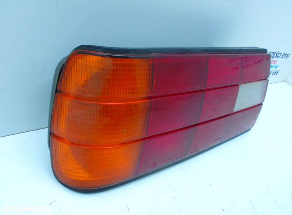BMW E 30 Lampa tył Lewa strona - 3