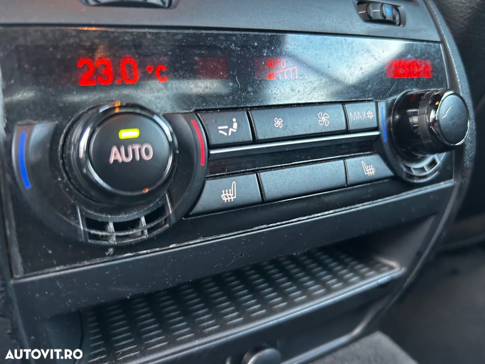 BMW Seria 5 535i Sport-Aut. Luxury Line - 25