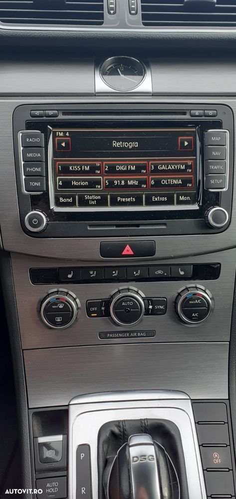 Volkswagen Passat - 8