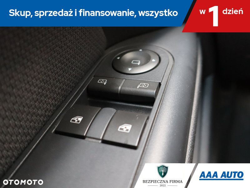 Opel Astra - 17