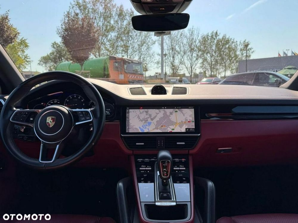 Porsche Cayenne - 17